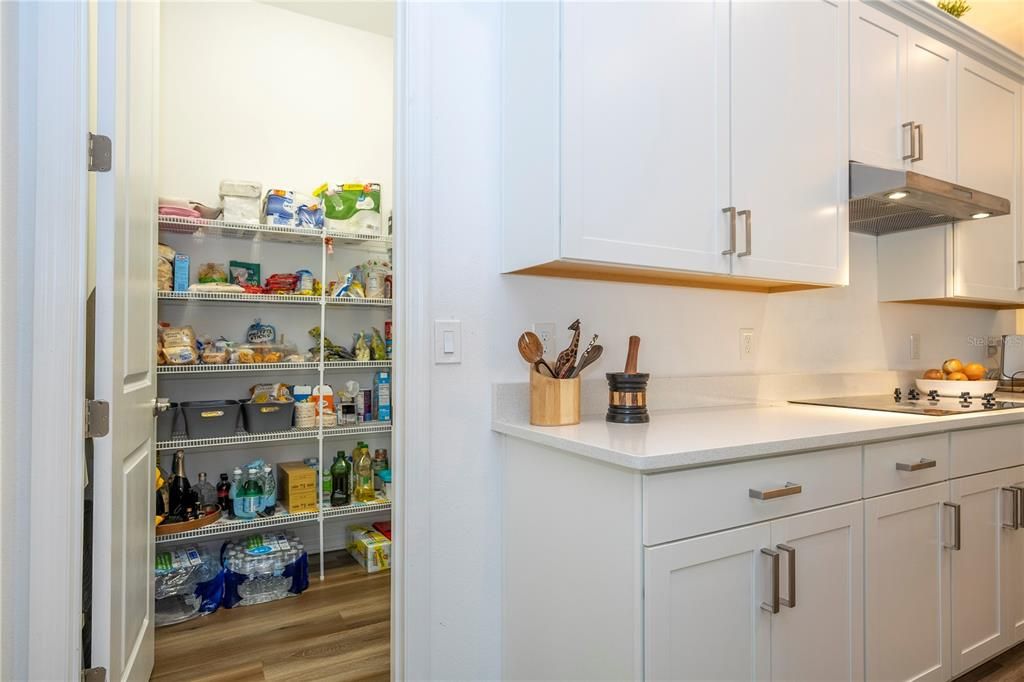 For Sale: $960,000 (5 beds, 4 baths, 3358 Square Feet)