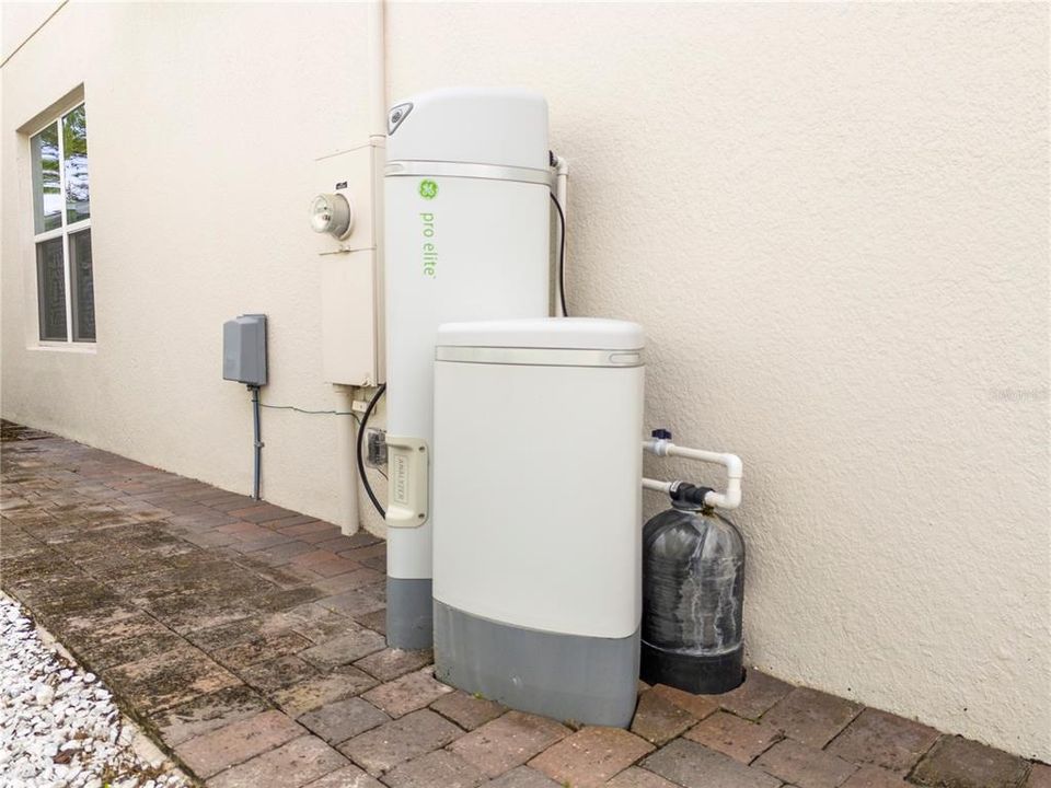 For Sale: $960,000 (5 beds, 4 baths, 3358 Square Feet)