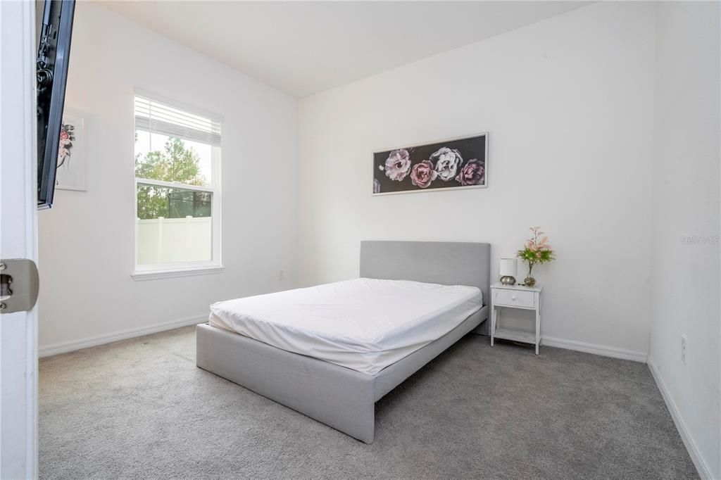 For Sale: $960,000 (5 beds, 4 baths, 3358 Square Feet)