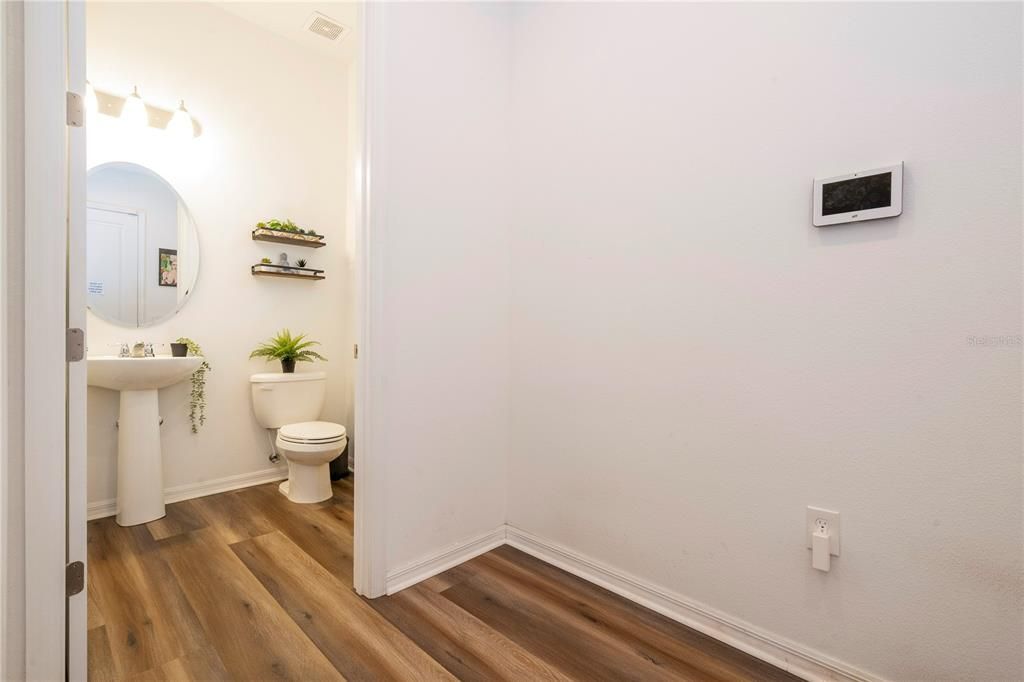 For Sale: $960,000 (5 beds, 4 baths, 3358 Square Feet)