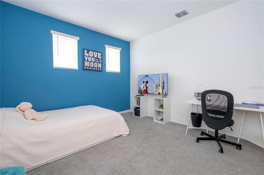 For Sale: $960,000 (5 beds, 4 baths, 3358 Square Feet)