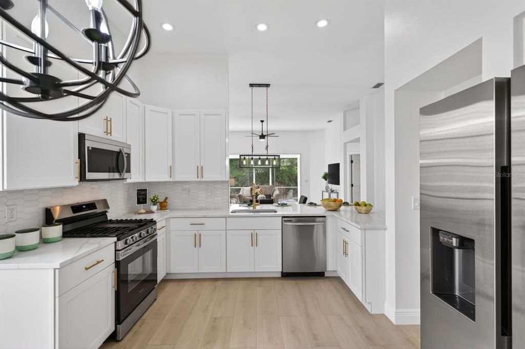 For Sale: $475,000 (3 beds, 2 baths, 1609 Square Feet)