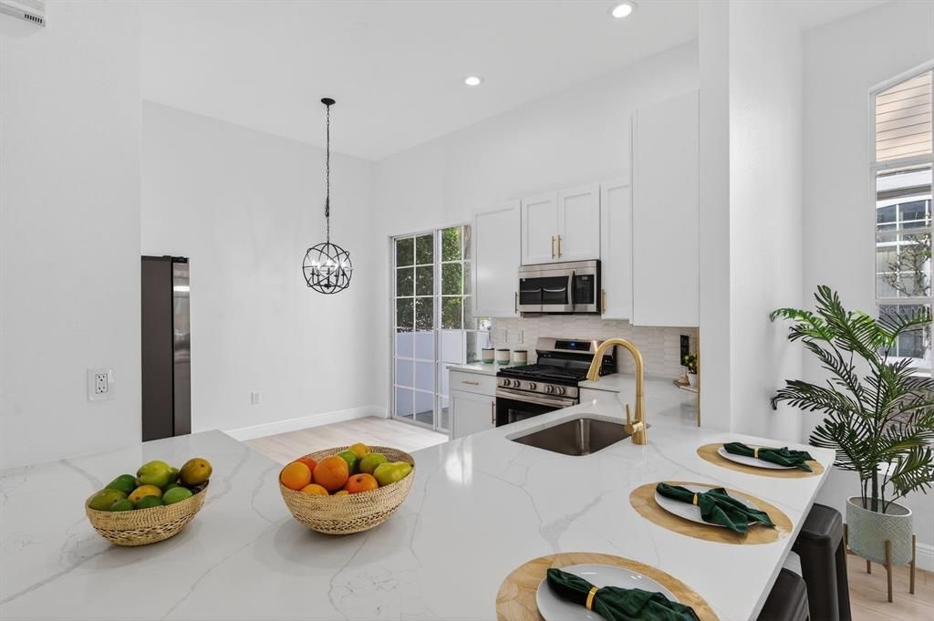 For Sale: $475,000 (3 beds, 2 baths, 1609 Square Feet)