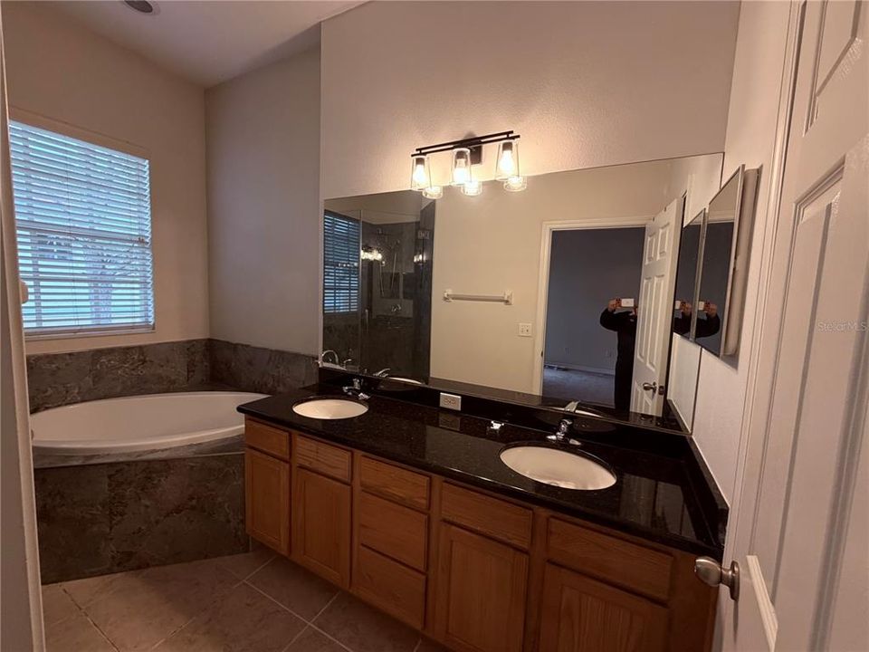 На продажу: $315,000 (2 спален, 2 ванн, 1598 Квадратных фут)