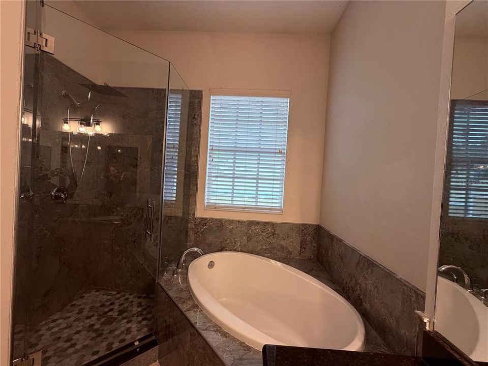 На продажу: $315,000 (2 спален, 2 ванн, 1598 Квадратных фут)