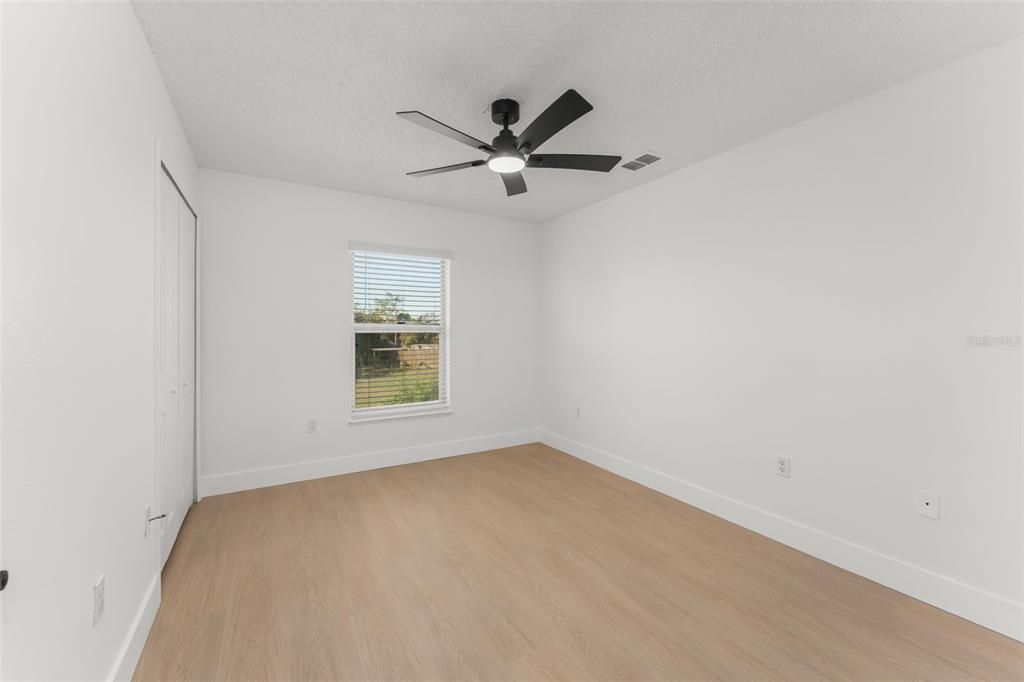 For Sale: $379,900 (4 beds, 2 baths, 2328 Square Feet)