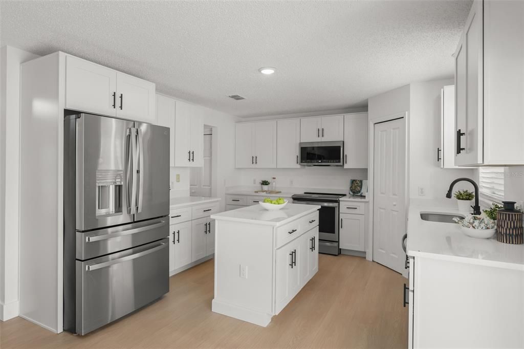 For Sale: $379,900 (4 beds, 2 baths, 2328 Square Feet)