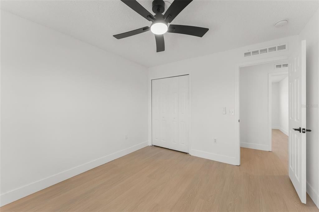 For Sale: $379,900 (4 beds, 2 baths, 2328 Square Feet)