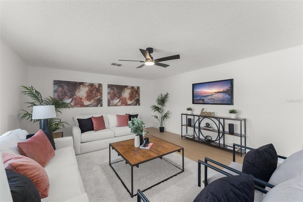 For Sale: $379,900 (4 beds, 2 baths, 2328 Square Feet)