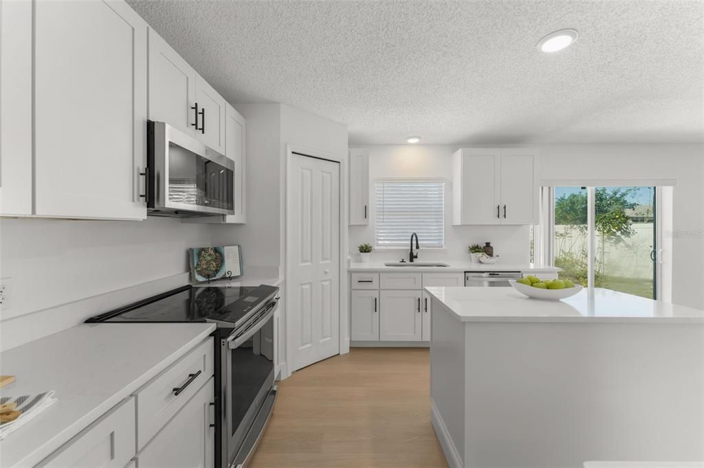 For Sale: $379,900 (4 beds, 2 baths, 2328 Square Feet)