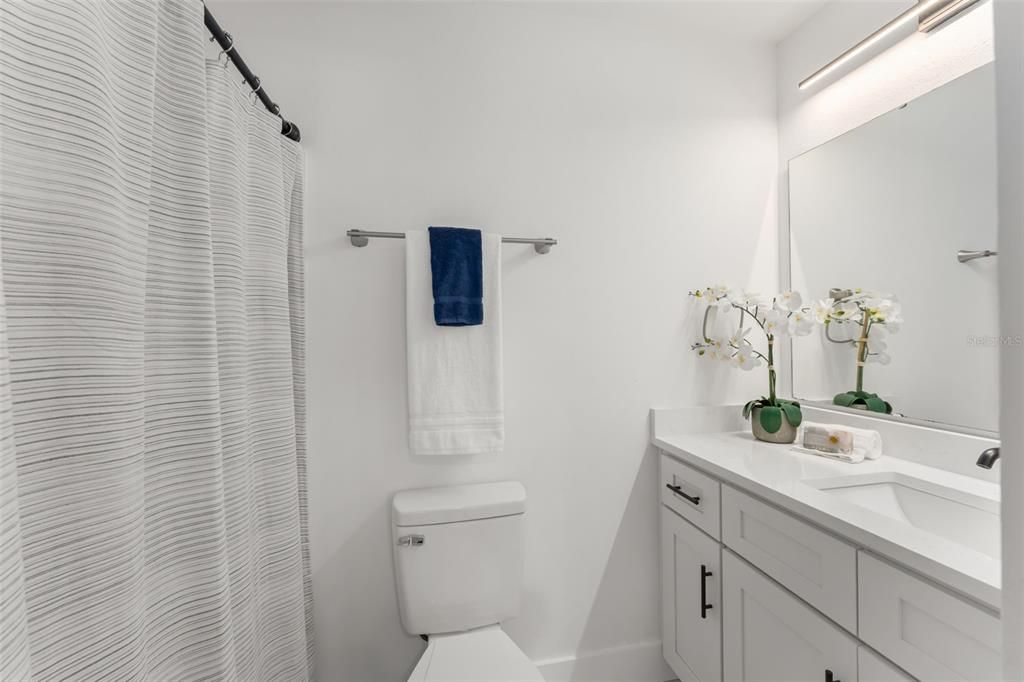 For Sale: $379,900 (4 beds, 2 baths, 2328 Square Feet)