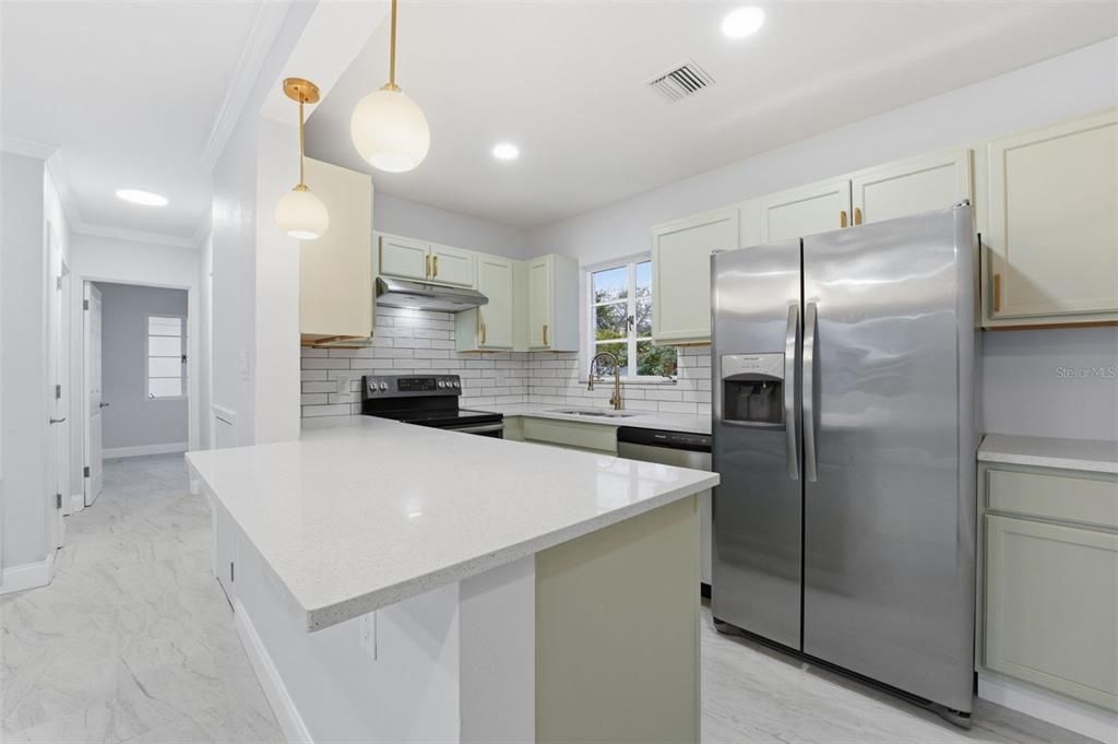 For Sale: $555,000 (4 beds, 2 baths, 1602 Square Feet)