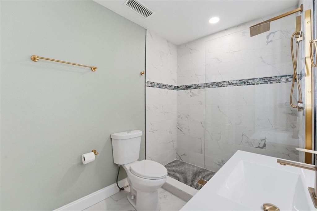 For Sale: $555,000 (4 beds, 2 baths, 1602 Square Feet)