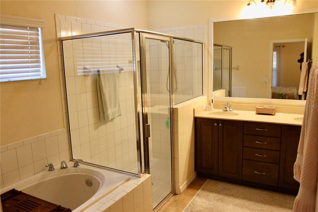 En Venta: $340,000 (3 camas, 2 baños, 1608 Pies cuadrados)