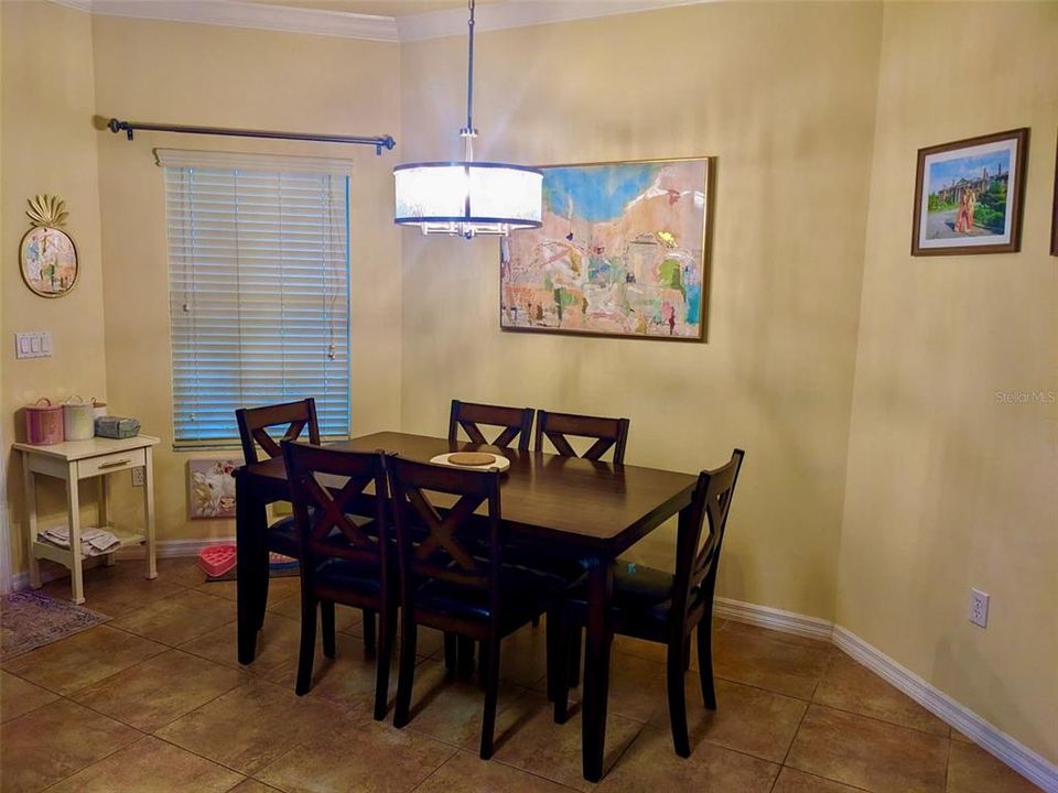 En Venta: $340,000 (3 camas, 2 baños, 1608 Pies cuadrados)