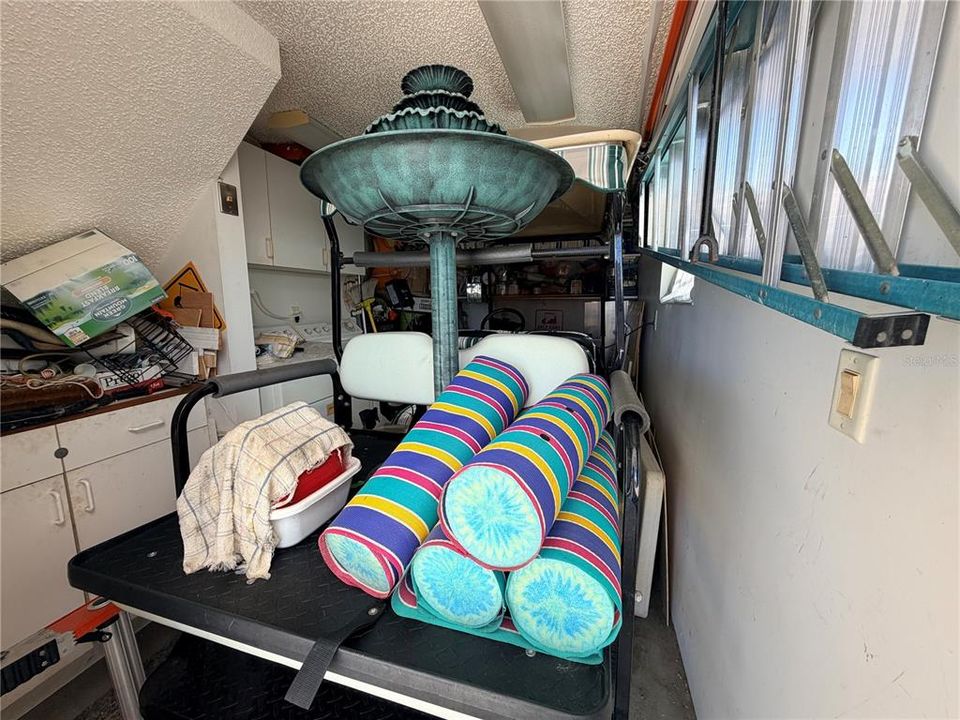 For Sale: $170,000 (2 beds, 2 baths, 781 Square Feet)