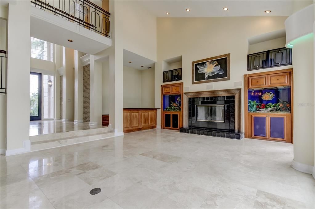 For Rent: $9,895 (5 beds, 5 baths, 5700 Square Feet)