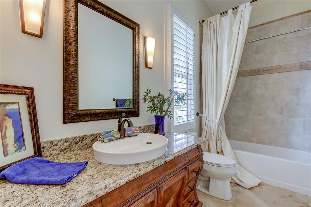 For Rent: $9,895 (5 beds, 5 baths, 5700 Square Feet)