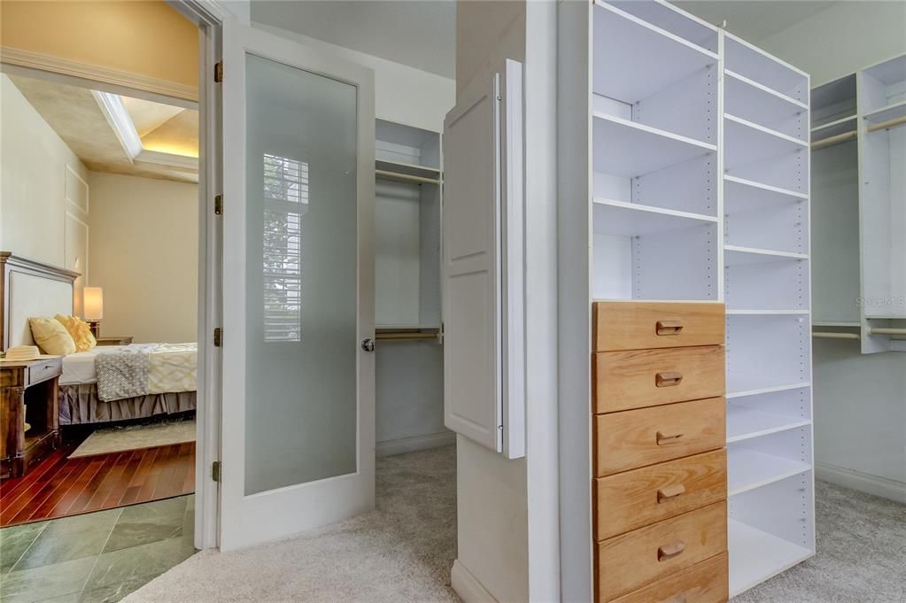 For Rent: $9,895 (5 beds, 5 baths, 5700 Square Feet)