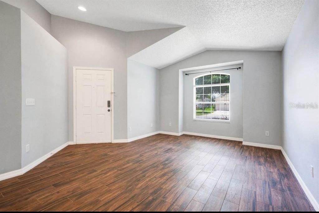 На продажу: $485,000 (4 спален, 2 ванн, 1788 Квадратных фут)