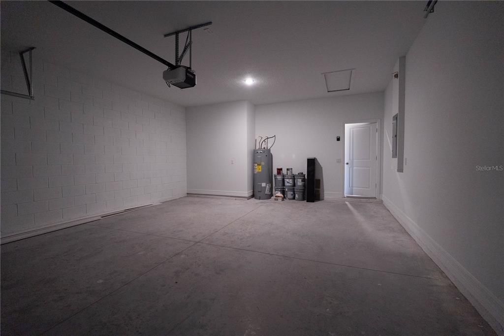 For Sale: $419,000 (3 beds, 2 baths, 1913 Square Feet)