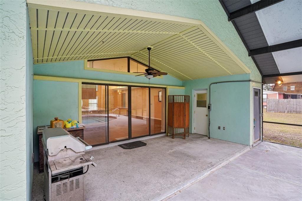 待售: $350,000 (4 贝兹, 3 浴室, 1926 平方英尺)