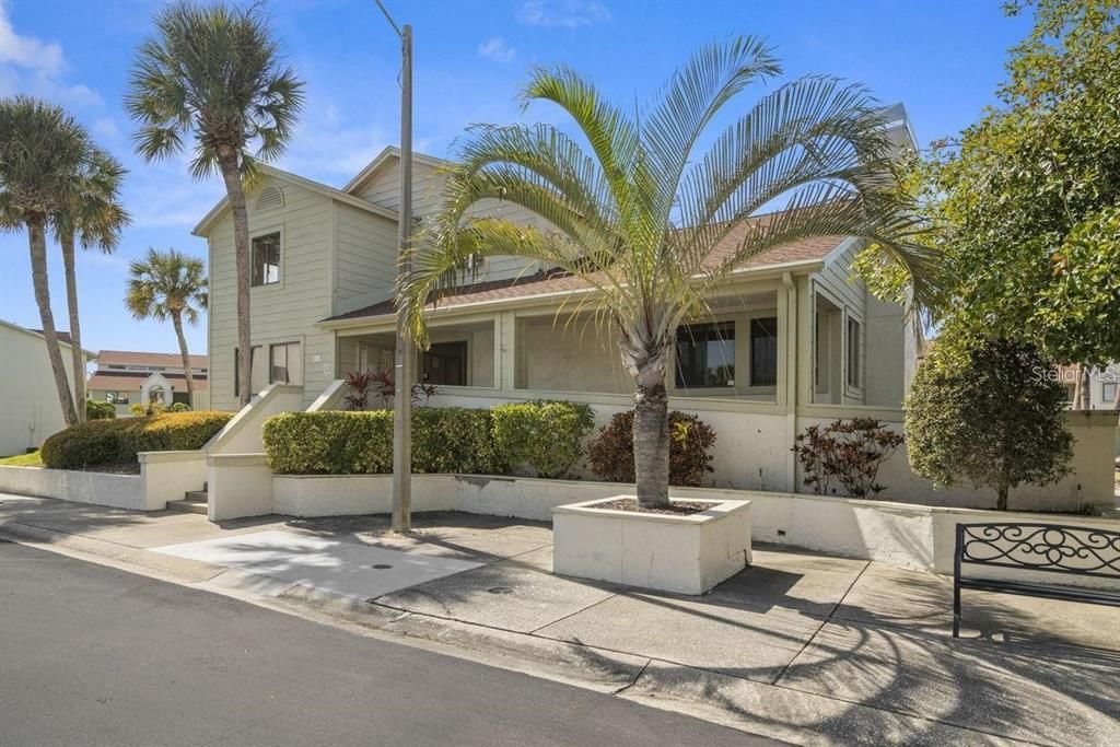 待售: $560,000 (2 贝兹, 2 浴室, 1508 平方英尺)