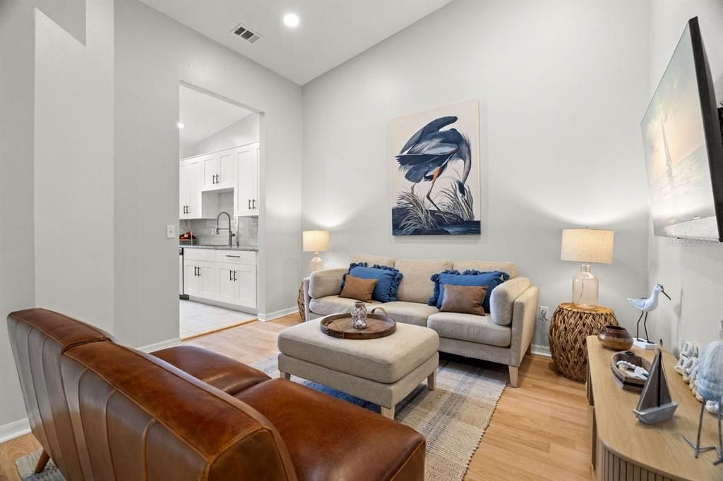 待售: $560,000 (2 贝兹, 2 浴室, 1508 平方英尺)