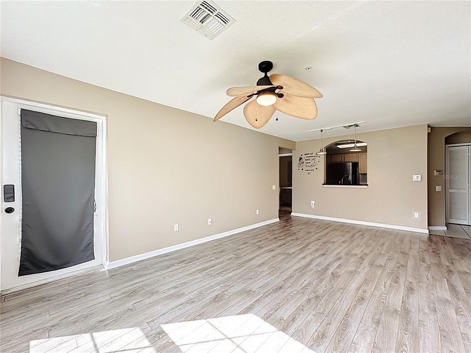 For Rent: $1,750 (2 beds, 2 baths, 1045 Square Feet)