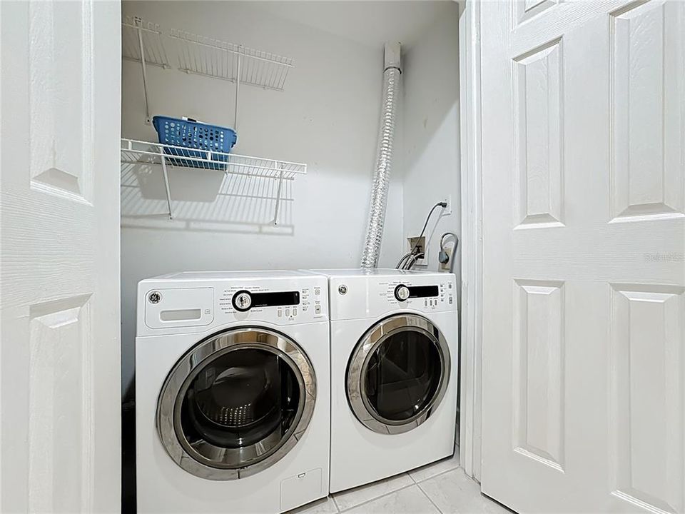 For Rent: $1,750 (2 beds, 2 baths, 1045 Square Feet)