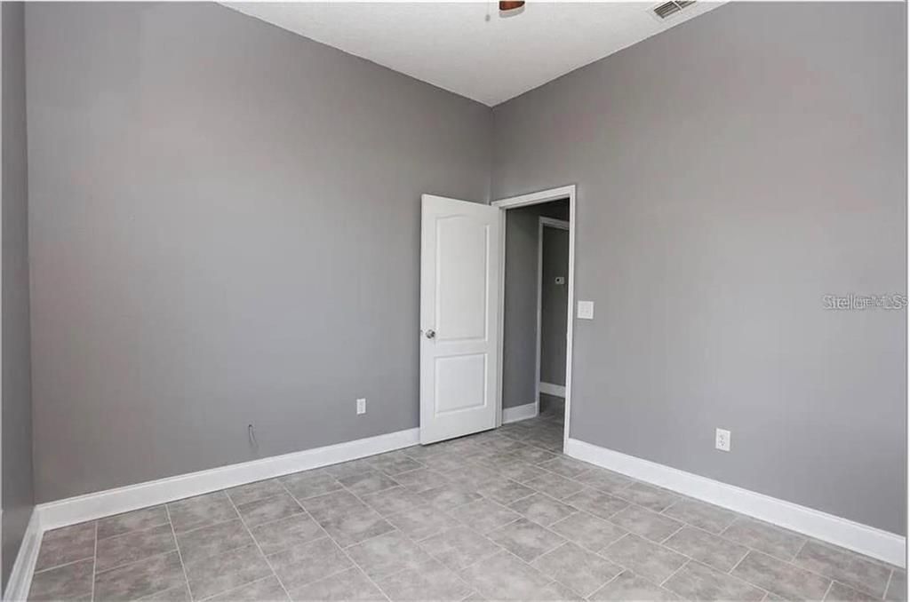 For Rent: $2,400 (3 beds, 2 baths, 1511 Square Feet)