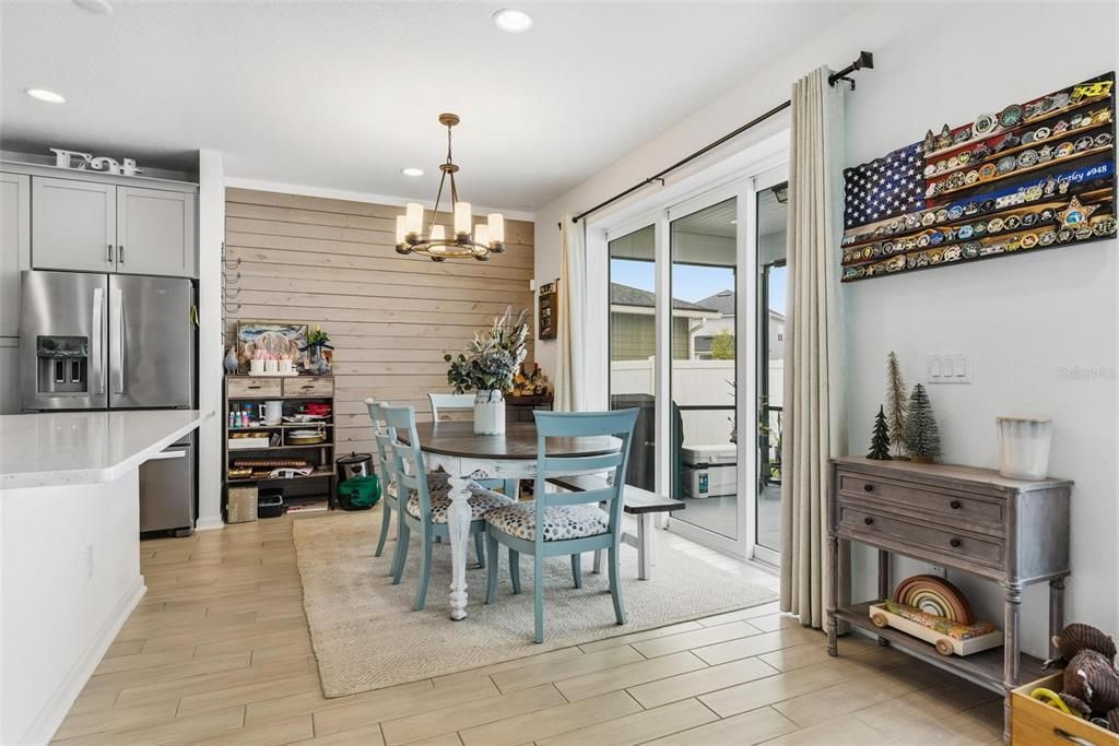 待售: $419,000 (3 贝兹, 2 浴室, 1968 平方英尺)