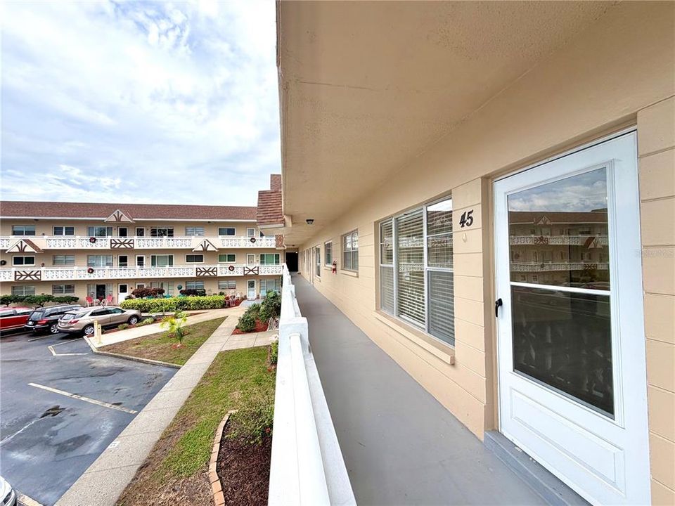 出租: $1,600 (2 贝兹, 2 浴室, 1100 平方英尺)