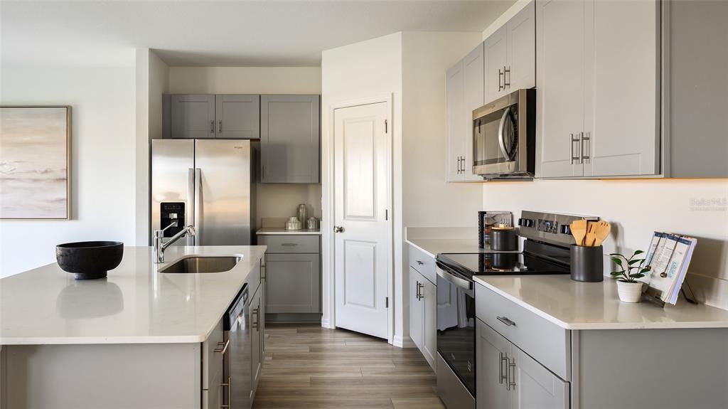 For Sale: $342,590 (4 beds, 2 baths, 2039 Square Feet)