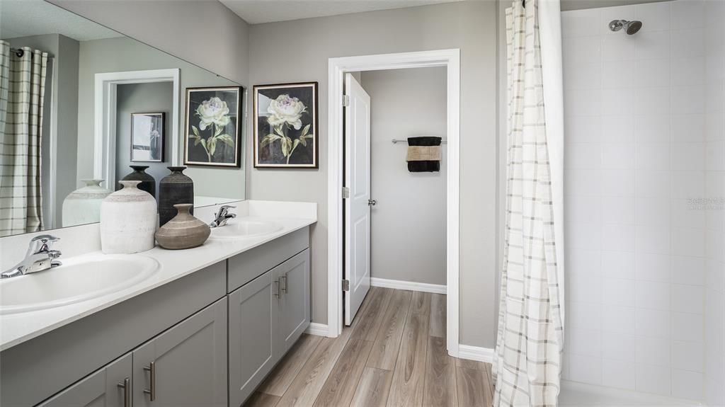 For Sale: $342,590 (4 beds, 2 baths, 2039 Square Feet)