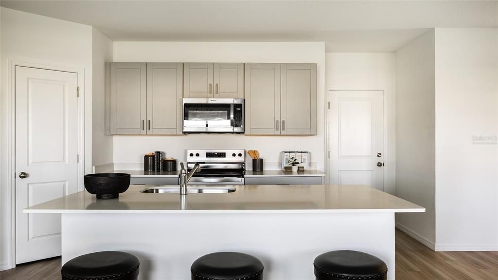 For Sale: $342,590 (4 beds, 2 baths, 2039 Square Feet)