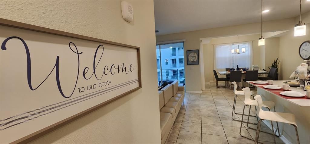 待售: $289,900 (2 贝兹, 2 浴室, 1186 平方英尺)