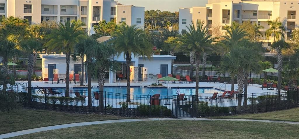 待售: $289,900 (2 贝兹, 2 浴室, 1186 平方英尺)