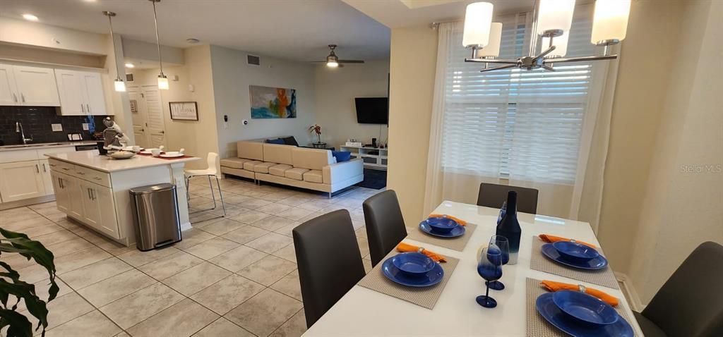 待售: $289,900 (2 贝兹, 2 浴室, 1186 平方英尺)