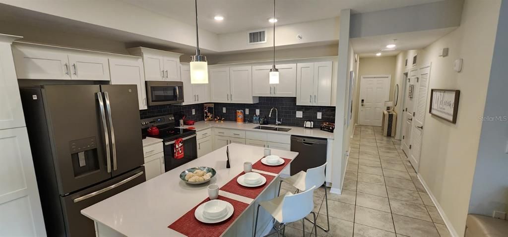 待售: $289,900 (2 贝兹, 2 浴室, 1186 平方英尺)