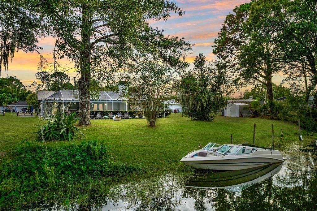 На продажу: $675,000 (4 спален, 2 ванн, 2035 Квадратных фут)