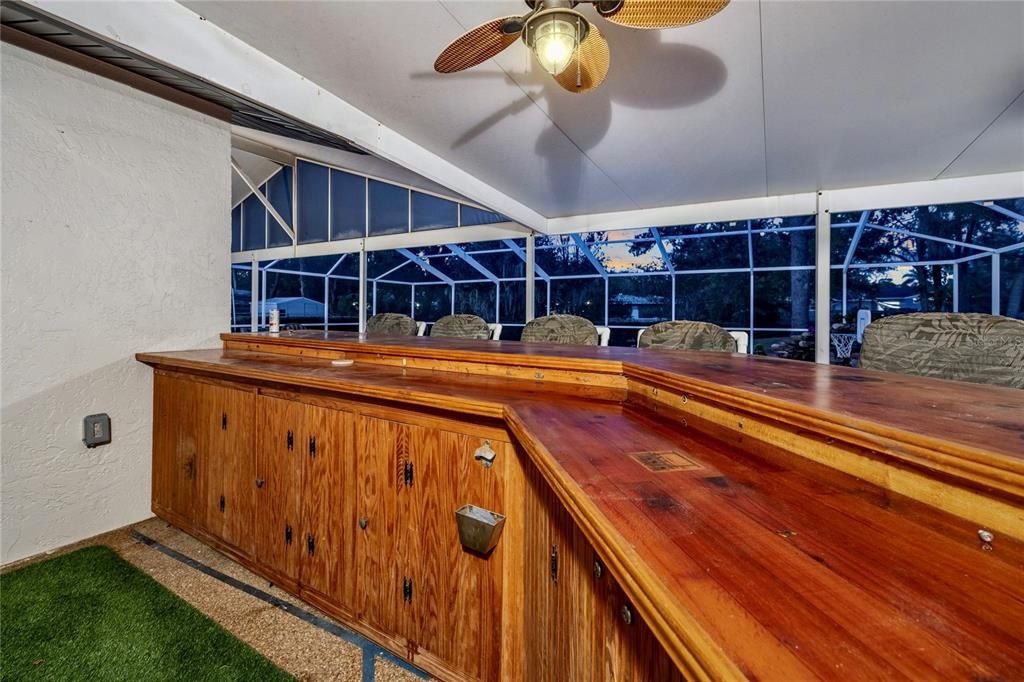 На продажу: $675,000 (4 спален, 2 ванн, 2035 Квадратных фут)