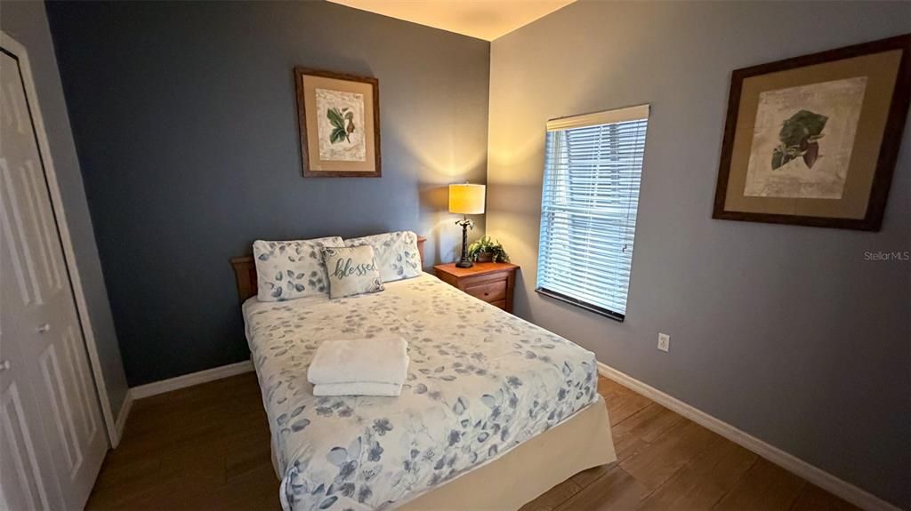 En Venta: $359,900 (4 camas, 2 baños, 1636 Pies cuadrados)