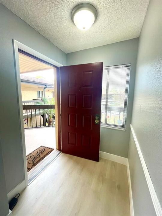 出租: $2,000 (2 贝兹, 2 浴室, 1075 平方英尺)