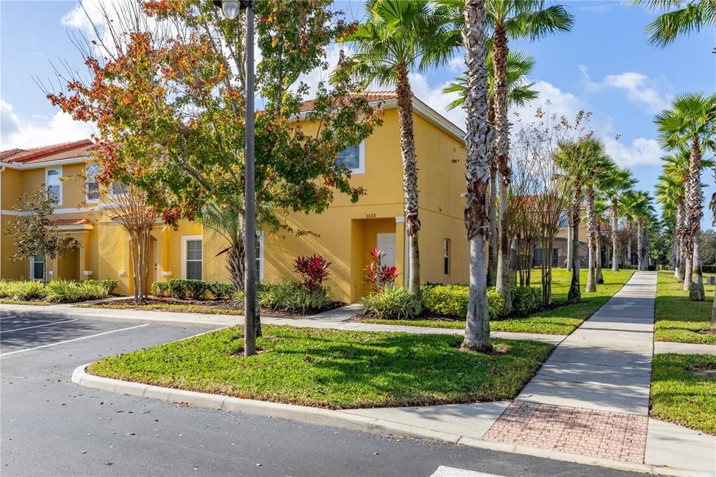 For Sale: $319,990 (3 beds, 2 baths, 1470 Square Feet)