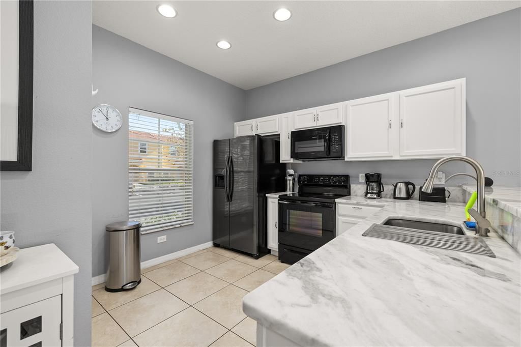 For Sale: $319,990 (3 beds, 2 baths, 1470 Square Feet)