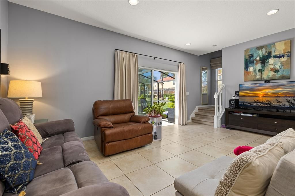 For Sale: $319,990 (3 beds, 2 baths, 1470 Square Feet)