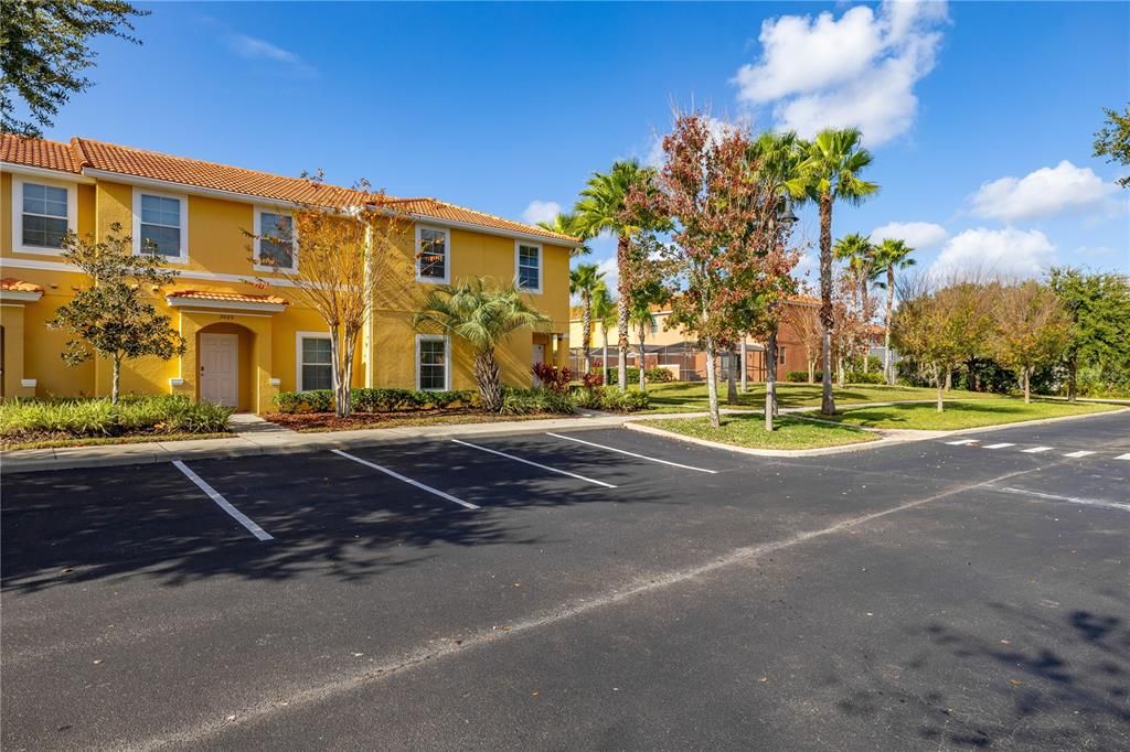 For Sale: $319,990 (3 beds, 2 baths, 1470 Square Feet)