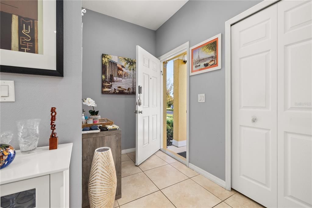 For Sale: $319,990 (3 beds, 2 baths, 1470 Square Feet)