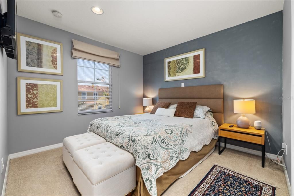 For Sale: $319,990 (3 beds, 2 baths, 1470 Square Feet)